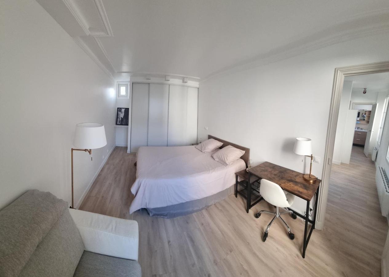 Appartement Luxueux Dans Maison Bourgeoise Parisienne Левалоа-Пере Екстериор снимка
