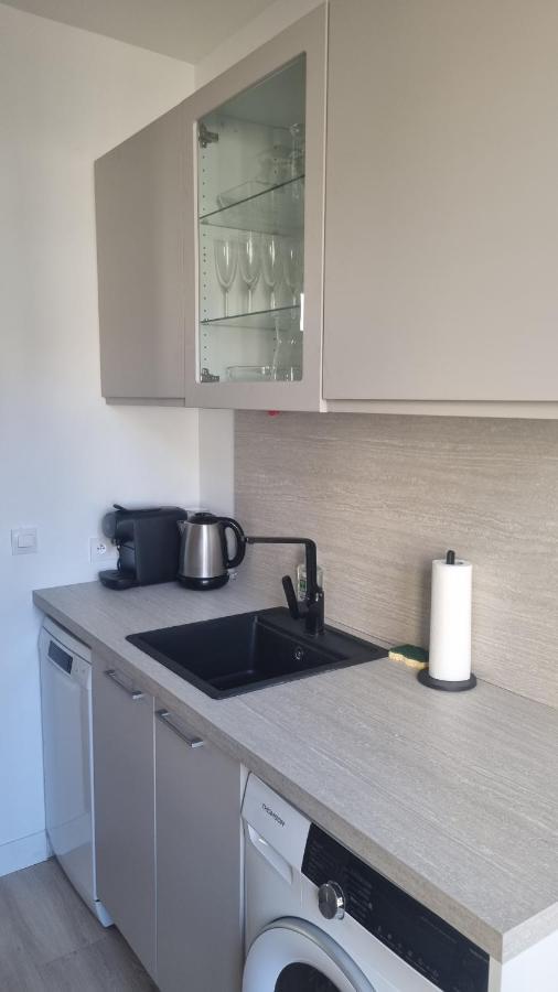 Appartement Luxueux Dans Maison Bourgeoise Parisienne Левалоа-Пере Екстериор снимка
