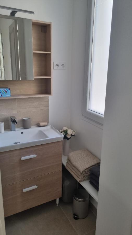 Appartement Luxueux Dans Maison Bourgeoise Parisienne Левалоа-Пере Екстериор снимка
